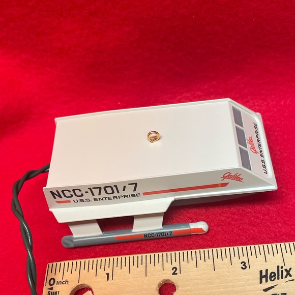 Star Trek Shuttlecraft Galileo Hallmark Ornament - Picture 11 of 11